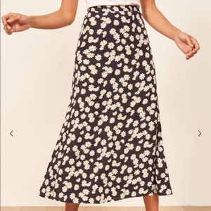 Reformation Bea Midi Skirt in Daisy Print